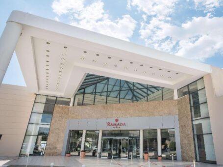 Ramada Plaza Thraki