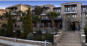 Valis Resort
