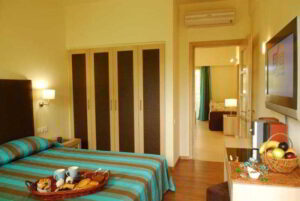 Minos Mare Royal