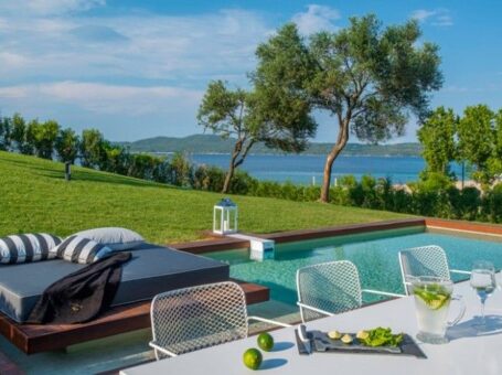 Avaton Luxury Hotel & Villas Relais & Chateaux