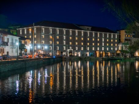 Hydrama Grand Hotel
