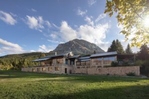 Orizontes Tzoumerkon Hotel Resort