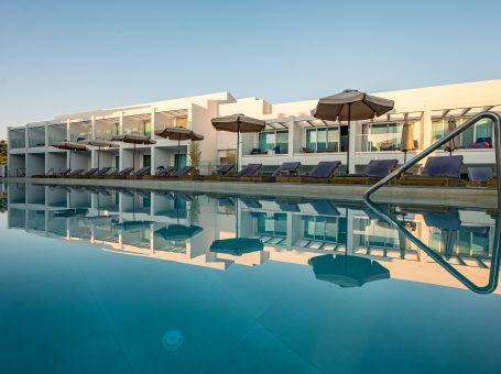 Mirage Bleu Hotel