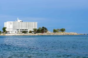 Lucy Hotel