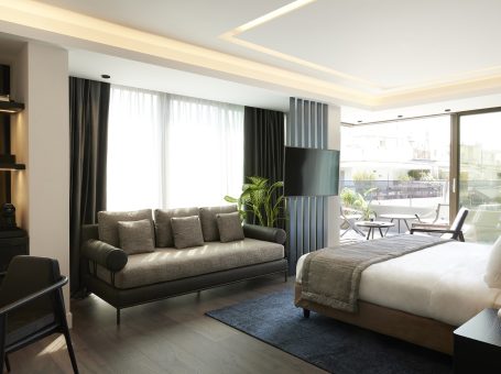 Teight Hotel