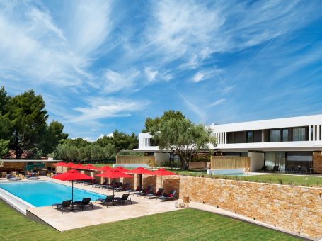Amantes Villas and Suites